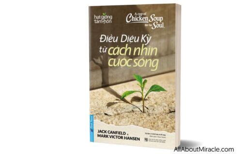 "Điều Diệu Kỳ Từ Cách Nhìn Cuộc Sống" không chỉ là một cuốn sách để đọc, mà còn là một người bạn đồng hành trên hành trình khám phá và phát triển bản thân